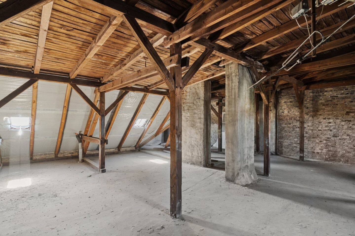 Property thumbnail 9