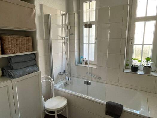 Wohnung zur Miete 677 € 2 Zimmer 67,6 m² EG frei ab 01.05.2026 Liebigstr. 25 Frohnhausen Essen 45145