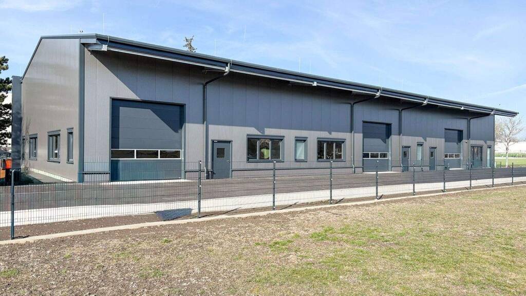 Produktionshalle zur Miete - Erstbezug 9,50 € 260 m² Lagerfläche Wien 1210