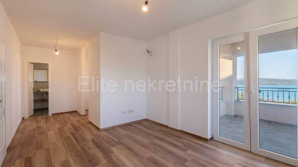 Haus zum Kauf 985.000 € 8 Zimmer 266 m² Dobrinj