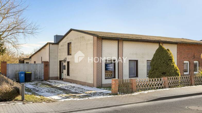 Doppelhaushälfte zum Kauf 160.000 € 4 Zimmer 120 m² 943 m² Grundstück Boiensdorf Boiensdorf 23974