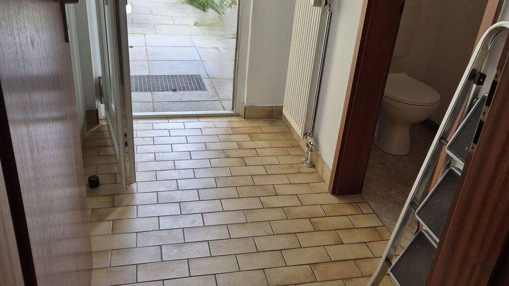 Haus zur Miete 1.500 € 5 Zimmer 120 m² 235 m² Grundstück Versbacher Röthe 121 Versbach Würzburg 97078