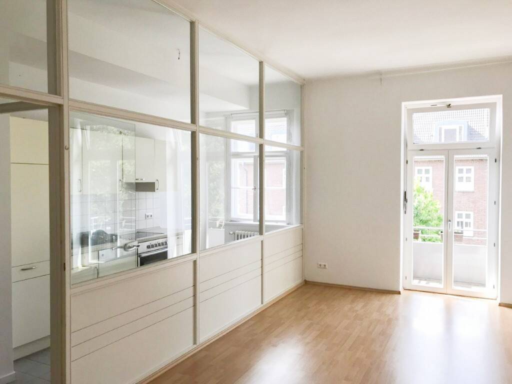 Schöne Wohnung - zentrale Lage - nähe Kauffhof – Adolf-Ehrtmann-Straße 1, 23564 Lübeck – Vorschaubild 2