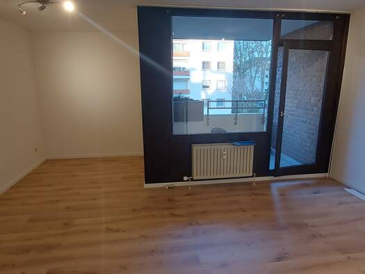 Studio zur Miete 630 € 1 Zimmer 32 m² 1. Geschoss frei ab 19.01.2026 Weiden Köln 50858
