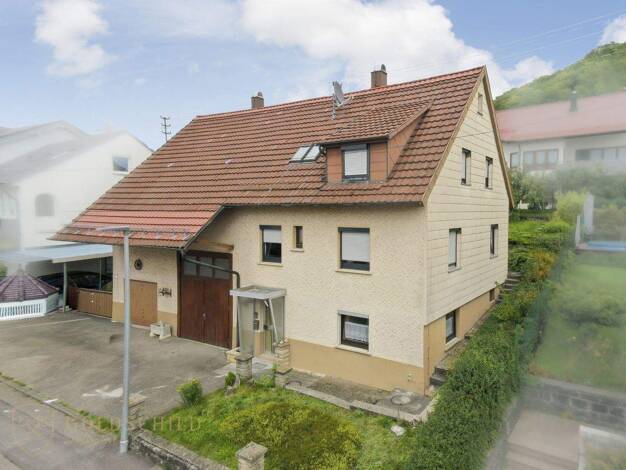 Einfamilienhaus zum Kauf 599.000 € 7 Zimmer 143 m² 541 m² Grundstück Kappishäusern Neuffen / Kappishäusern 72639