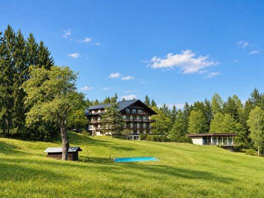 Haus zum Kauf 4.500.000 € 60 Zimmer 4.800 m² 135.000 m² Grundstück Finkenstein am Faaker See 9581