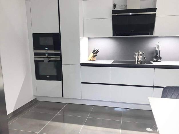 Einfamilienhaus zum Kauf 790.000 € 4 Zimmer 89 m² 5.600 m² Grundstück Olching 82140