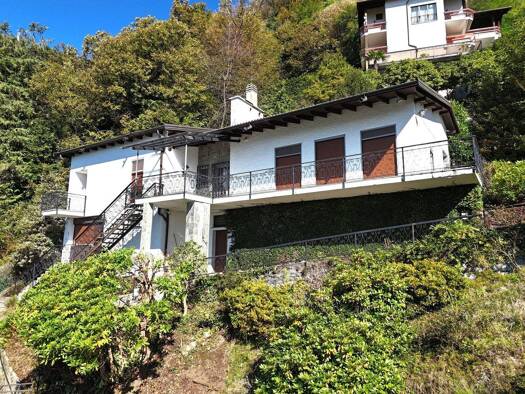 Einfamilienhaus zum Kauf 500.000 € 4 Zimmer 181 m² 1.000 m² Grundstück frei ab sofort Via Battaglione Alpini BEE