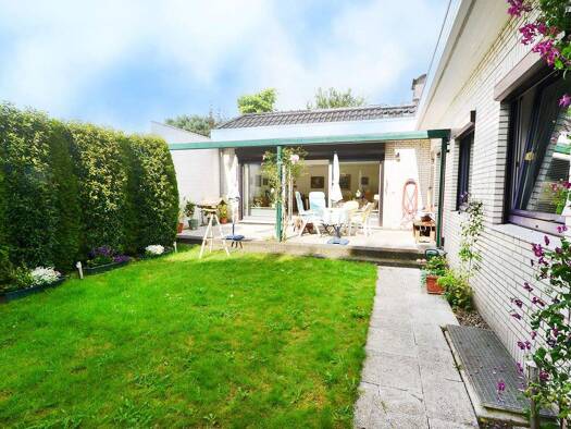 Einfamilienhaus zum Kauf 649.000 € 4 Zimmer 136,8 m² 344 m² Grundstück Poppenbüttel Hamburg 22399