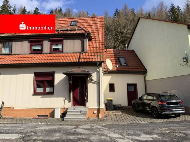 Doppelhaushälfte zum Kauf 119.000 € 4 Zimmer 95 m² 447 m² Grundstück Suhl 98528