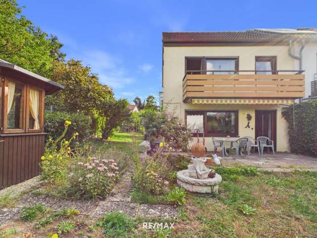 Doppelhaushälfte zum Kauf 419.000 € 5 Zimmer 111 m² 326 m² Grundstück frei ab sofort Römerschanze Reutlingen 72760