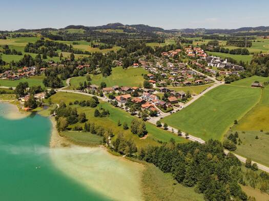 Reihenendhaus zum Kauf 749.000 € 4 Zimmer 135 m² 1.077 m² Grundstück Weißensee Füssen 87629