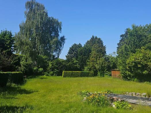 Grundstück zum Kauf 579.000 € 1.010 m² Grundstück Baugenehmigung vorhanden frei ab sofort Nettelkrögen 14 Langenhorn Hamburg 22419