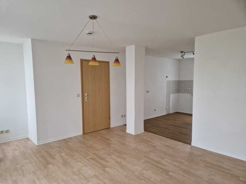 Wohnung zur Miete 288,15 € 2 Zimmer 52,4 m²<br/>Wohnfläche EG<br/>Geschoss ab sofort<br/>Verfügbarkeit Zeulenroda Zeulenroda-Triebes 07937