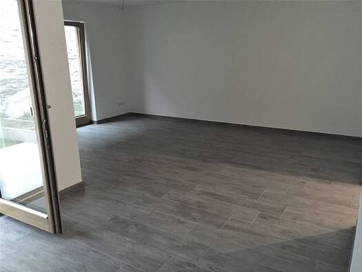 Terrassenwohnung zur Miete 700 € 2 Zimmer 57 m² Geschoss EG/3 frei ab 01.07.2026 Von-Hazzi-Str. 16 Abensberg 93326