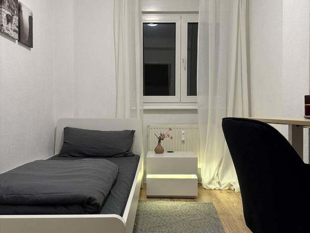 Studio zur Miete auf Zeit 449 € 1 Zimmer 9 m² Zeilsheim Frankfurt 65931