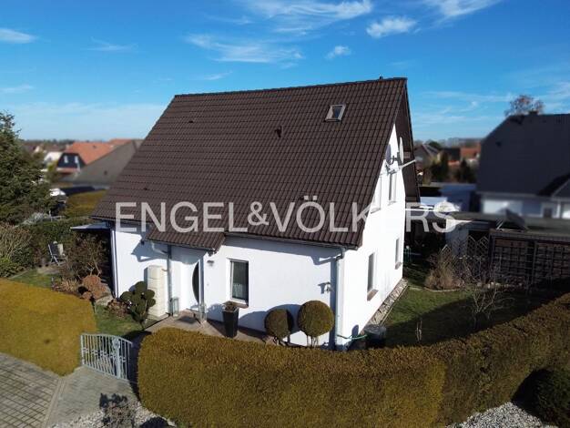 Einfamilienhaus zum Kauf 310.000 € 5 Zimmer 129 m² 513 m² Grundstück Schwarzkollm Hoyerswerda 02977