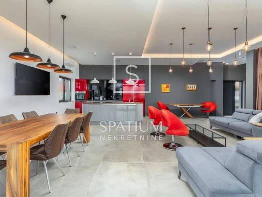 Einfamilienhaus zum Kauf 1 € 5 Zimmer 323 m² Medulin Medulin 52203