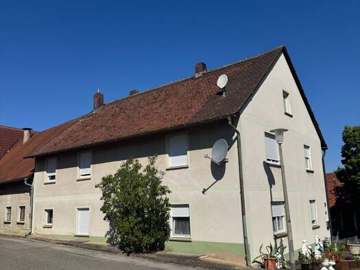 Einfamilienhaus zum Kauf 499.000 € 7 Zimmer 180 m² 3.089 m² Grundstück frei ab 01.04.2027 Laibstadt Heideck 91180