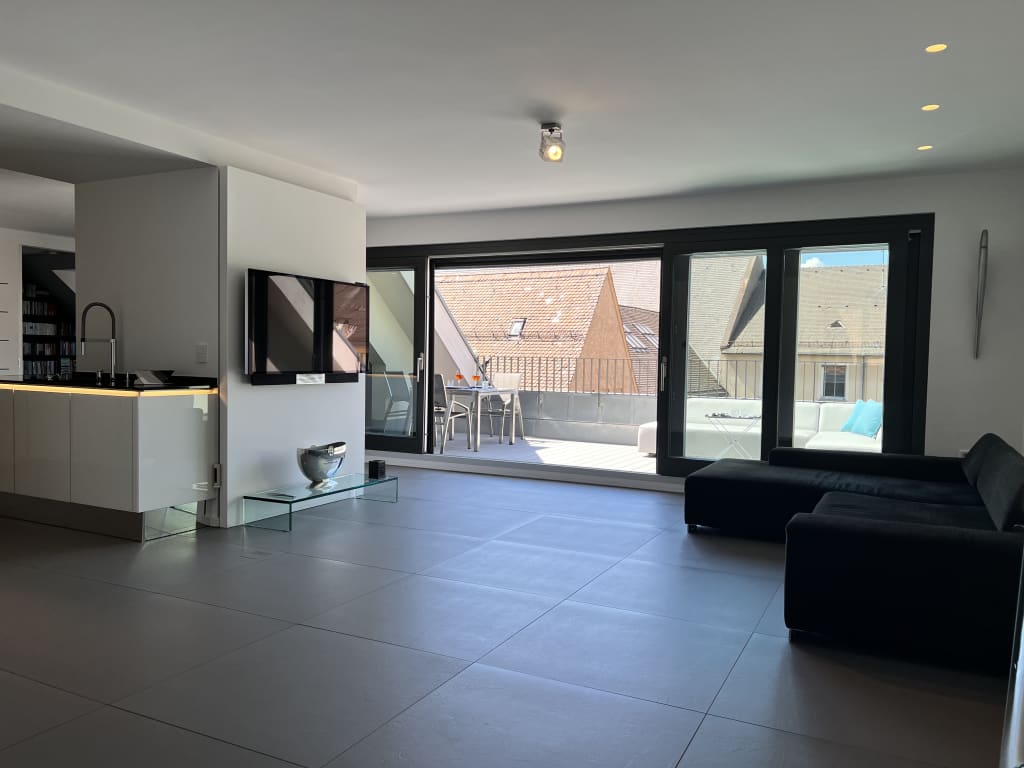 Wohnung zur Miete Wohnen auf Zeit 3.910 € 3 Zimmer 146 m²<br/>Wohnfläche 30.12.2024<br/>Verfügbarkeit Lessingstraße Tafelhof Nürnberg 90443