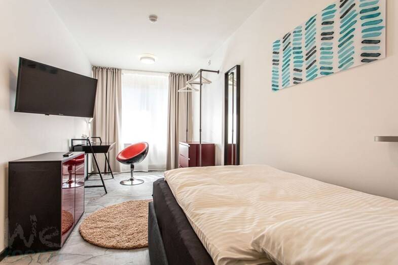 WG-Zimmer zur Miete Wohnen auf Zeit 550 € 19 m² 6. Geschoss frei ab sofort Taunusstraße 00 6.OG Bahnhofsviertel Frankfurt am Main 60329