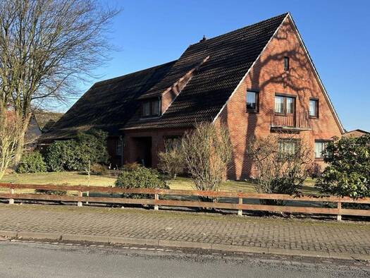 Haus zum Kauf 299.000 € 8 Zimmer 180 m² 3.014 m² Grundstück Rhade 27404