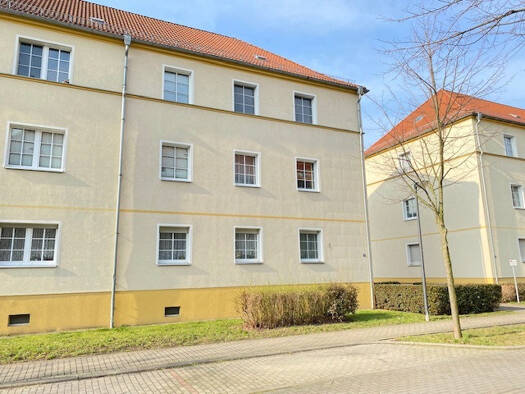 Wohnung zur Miete 354 € 3 Zimmer 56 m² 2. Geschoss frei ab 01.06.2026 Martin-Luther-Straße 3 Bitterfeld Bitterfeld-Wolfen 06749