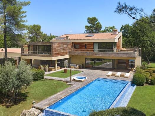 Einfamilienhaus zum Kauf 8.250.000 € 6 Zimmer 515 m² 9.585 m² Grundstück Fayence 83440