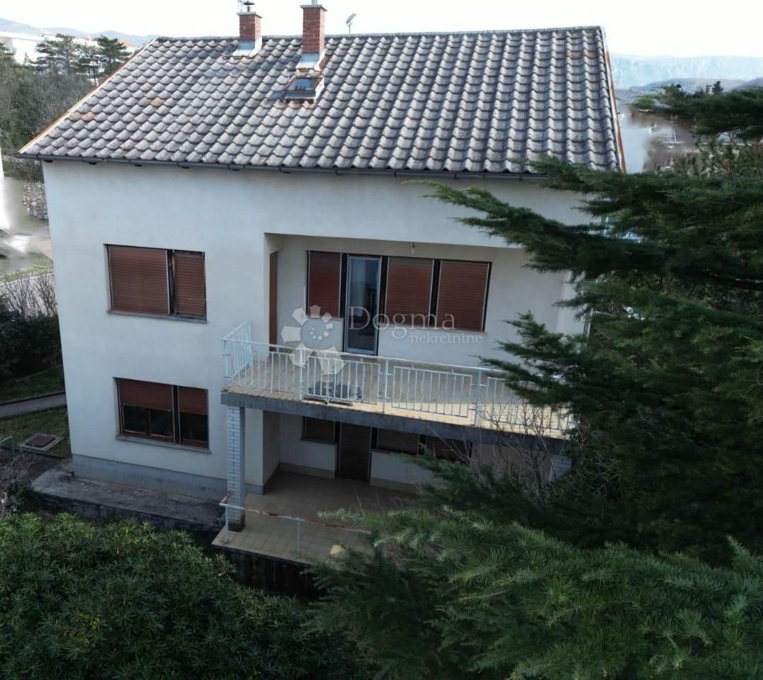 Haus zum Kauf 8 Zimmer 200 m²<br/>Wohnfläche 286 m²<br/>Grundstück Crikvenica center 51260