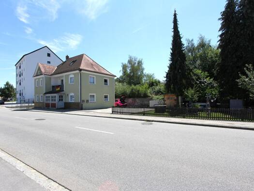 Wohnung zur Miete 740 € 3 Zimmer 76,8 m² 1. Geschoss frei ab 01.08.2026 Rottenburg Rottenburg an der Laaber 84056