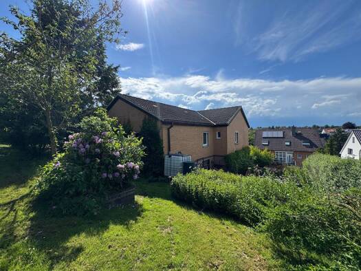 Einfamilienhaus zum Kauf 350.000 € 5 Zimmer 175 m² 899 m² Grundstück Itzum Hildesheim 31141