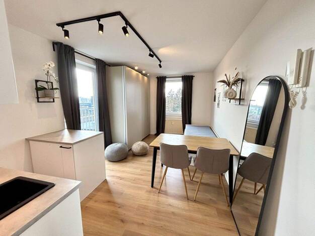 Studio zur Miete 950 € 1 Zimmer 23 m² 5. Geschoss frei ab 01.03.2026 Hörwarthstraße 4 Schwabing-Freimann München 80804