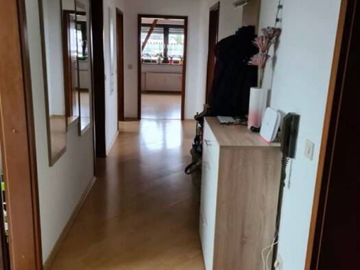 Wohnung zur Miete 950 € 3,5 Zimmer 85 m² Geschoss 2/3 frei ab 01.04.2026 Sperbersloher Straße 20 Wendelstein 90530