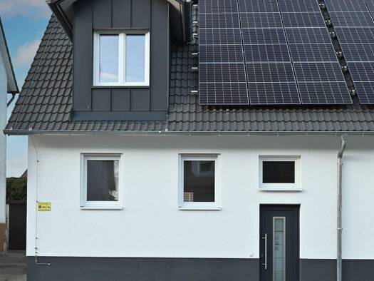 Doppelhaushälfte zum Kauf provisionsfrei 460.000 € 4,5 Zimmer 113 m² 259 m² Grundstück frei ab sofort Schwenningen Villingen-Schwenningen 78054