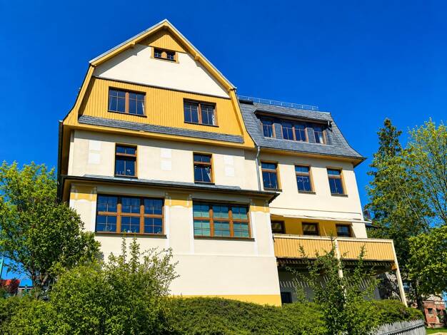 Mehrfamilienhaus zum Kauf 370.000 € 15 Zimmer 419 m² 1.000 m² Grundstück Aue 08280