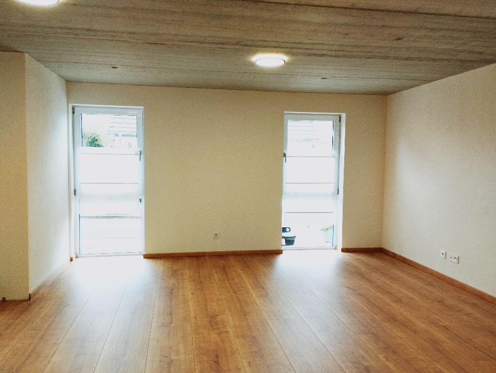 Wohnung zur Miete 690 € 2 Zimmer 66 m²<br/>Wohnfläche EG<br/>Geschoss ab sofort<br/>Verfügbarkeit Höchberg 97204