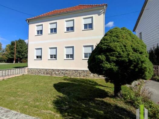 Einfamilienhaus zum Kauf 249.000 € 7 Zimmer 150 m² 1.000 m² Grundstück Kotezicken 7511