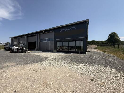 Lagerhalle zum Kauf 510.000 € 790 m² Lagerfläche Weiher Hollfeld 96142