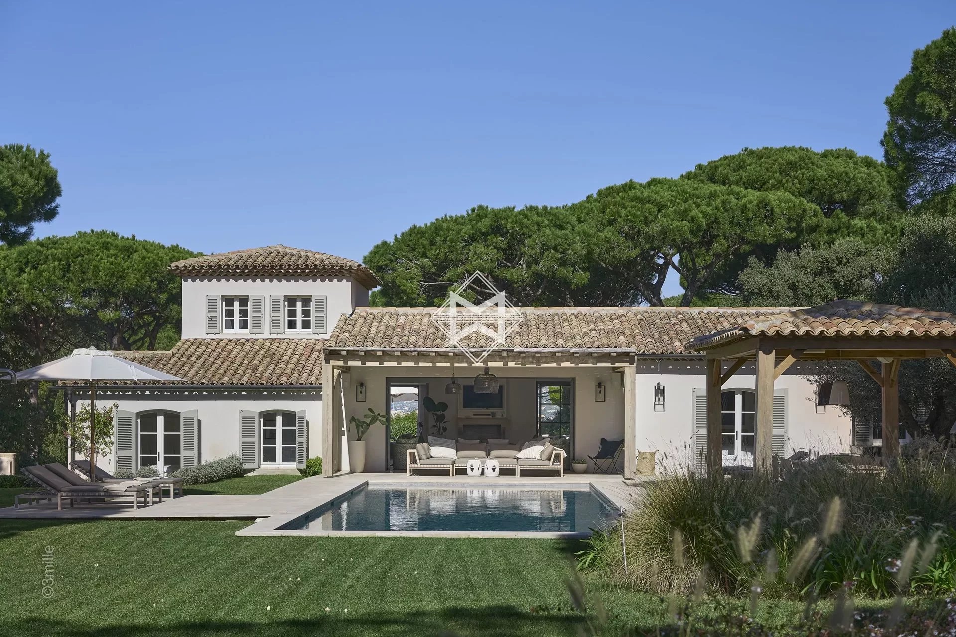 Villa zur Miete provisionsfrei 220.000 € 7 Zimmer 335,8 m²<br/>Wohnfläche 4.960 m²<br/>Grundstück Zone Est Diffuse Saint-Tropez 83990