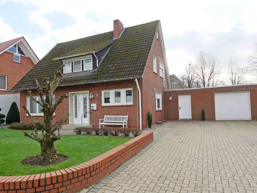 Einfamilienhaus zur Miete 1.000 € 6 Zimmer 129 m² frei ab 01.01.2026 Langförden Vechta / Langförden 49377