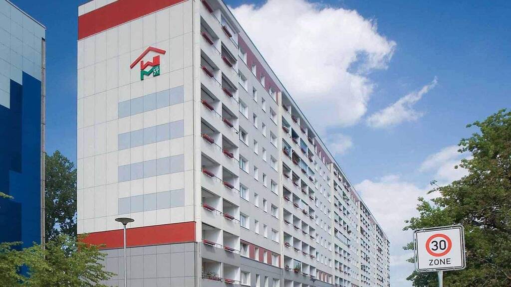 Wohnung zur Miete 395 € 2 Zimmer 49,4 m² 4. Geschoss Victor-Jara-Straße 3 Neustädter See Magdeburg 39126