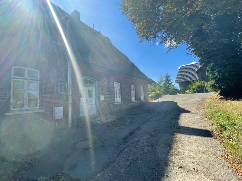 Property thumbnail 6