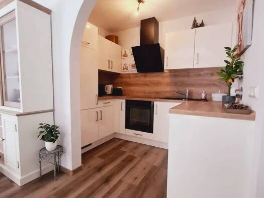 Wohnung zum Kauf provisionsfrei 89.500 € 1 Zimmer 45 m² Geschoss 2/3 frei ab sofort Bad Berneck Bad Berneck im Fichtelgebirge 95460