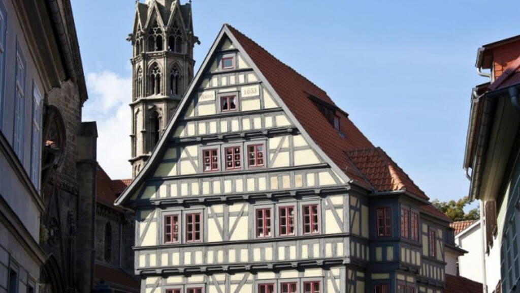 Bürofläche zur Miete 373 € 1 Zimmer 62,2 m² Bürofläche An der Liebfrauenkirche 4 Arnstadt 99310