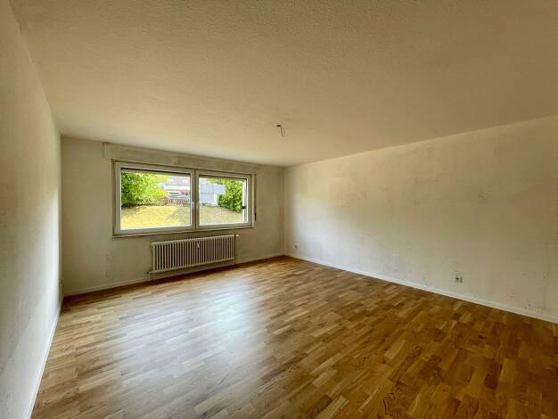 Wohnung zur Miete 700 € 4 Zimmer 93,1 m² EG Von-Weber-Straße 17 Herzogenaurach Herzogenaurach 91074