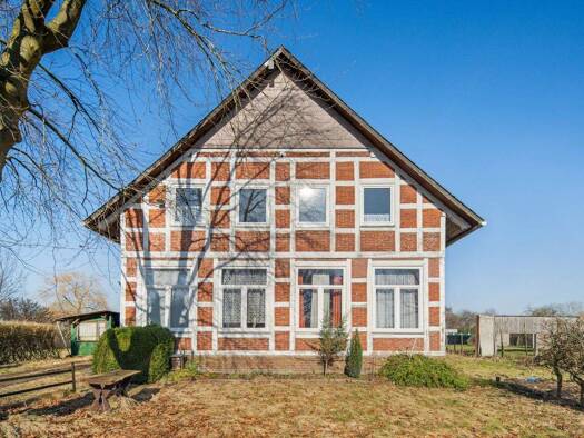 Mehrfamilienhaus zum Kauf 175.000 € 14 Zimmer 300 m² 3.200 m² Grundstück frei ab sofort Kleinwörden Hechthausen 21755