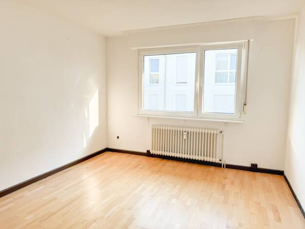Wohnung zum Kauf 195.000 € 4 Zimmer 88,9 m² 1. Geschoss Wehrda Marburg 35041