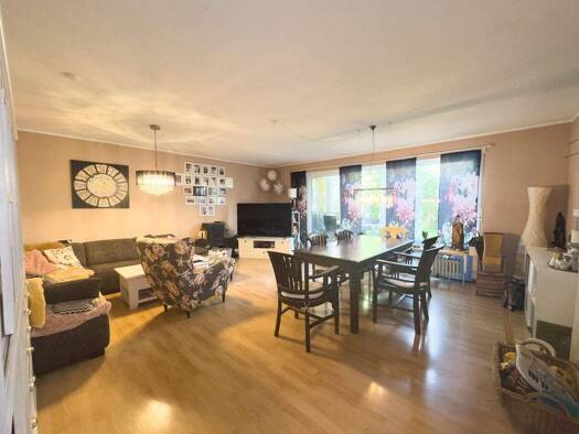 Reihenmittelhaus zum Kauf 560.000 € 5 Zimmer 164,8 m² 161 m² Grundstück Haunstetten Augsburg 86179