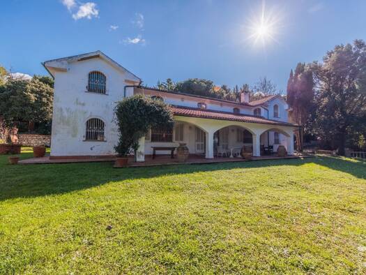 Haus zum Kauf 880.000 € 6 Zimmer 485 m² 5.000 m² Grundstück frei ab sofort Livorno