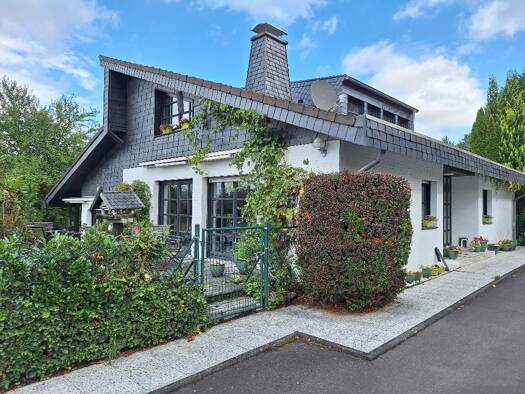 Haus zum Kauf 339.000 € 5 Zimmer 171 m² 1.165 m² Grundstück Rosbach Windeck 51570